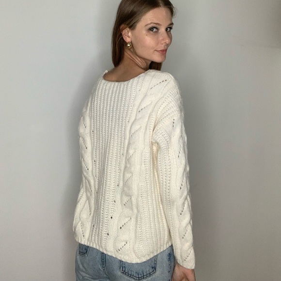 White sweater Anthropology XS - Picture 4 of 7